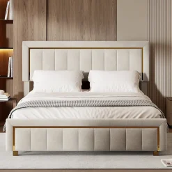 Lit coffre 140x190cm avec tête de lit capitonnée, sommier à lattes, velours, finitions dorées, beige