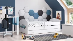 Lit d'enfant LUK avec tiroir et tringle 160x80 Police