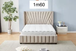 Lit deux places HATICE en velours, disponible en 140x190 ou 160x200, tête de lit et sommier à lattes inclus, matelas non fourni.