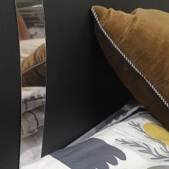 Lit double 140 x 190 cm en simili noir et métal + sommier fixe - EDEN