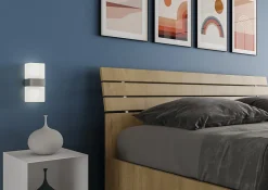 Lit double coffre avec relevage 160x200 cm, tête de lit inclinée avec lattes en chêne Ankel