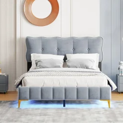 Lit Double 140x200 - Lit avec Éclairage LED, avec Sommier À Lattes, Sans Matelas, Velours Gris et Pieds Métalliques