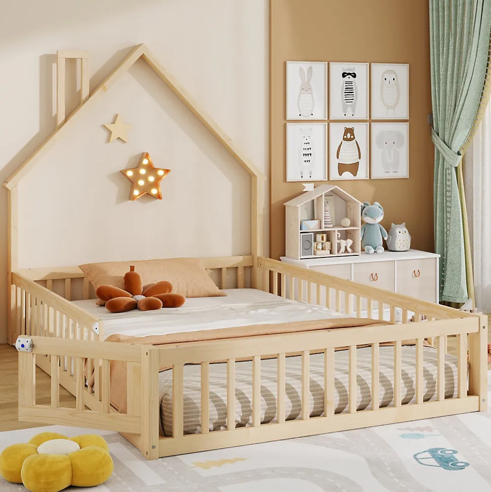 Lit Enfant 140x190 cm - Lit Cabane Design Maison avec Cheminée Décorative et Sommier Inclus, Bois et MDF, Naturel, sans Matelas