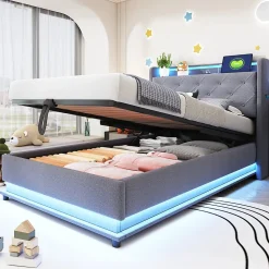 Lit rembourré 90 par 200 cm avec LED multicolores prise USB tête relevable rangement hydraulique poches latérales tissu gris