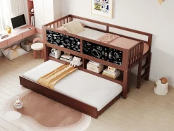 Lit superposé 90x200 cm avec lit gigogne, panneaux tableau à craie et rangement ouvert en bois massif brun