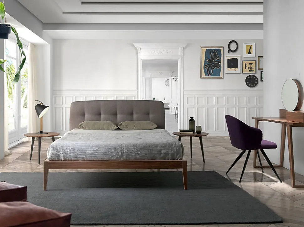 Lit tufté en tissu gris moderne pour chambre à coucher élégante