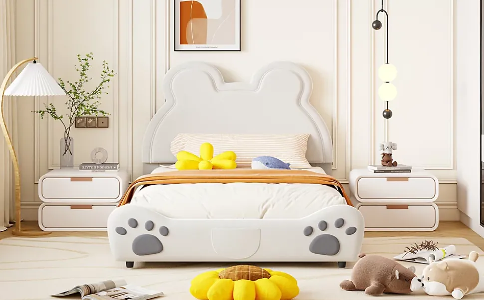 Lit 140x200 cm avec tête d'ours tapissée velours blanc, cadre bois et métal pour chambre d'enfant