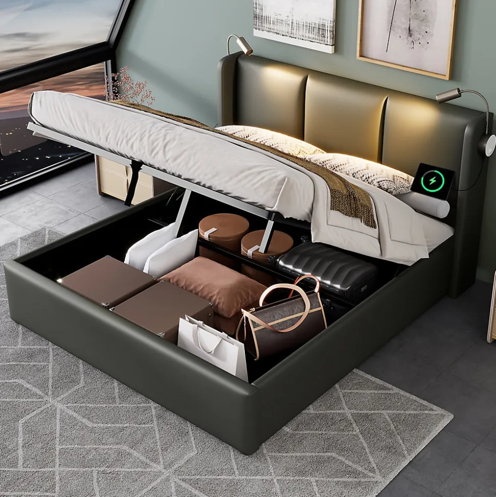 Lit 140x200 cm coffre avec sommier relevable, tête de lit tapissée PU gris et lampe de lecture à chargeur USB