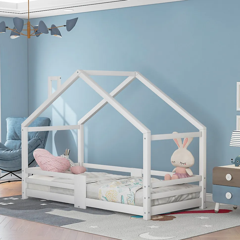 Lit 90x200 cm en bois massif blanc, forme maison avec cheminée, barrières anti-chute 4 côtés et lattes rigides