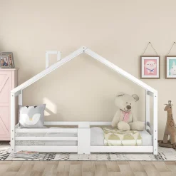 Lit 90x200 cm en bois massif blanc, forme maison avec cheminée, barrières anti-chute 4 côtés et lattes rigides