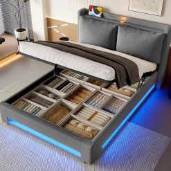 Lit 160x200 cm tapissé lin gris avec tête de lit étagère, éclairage LED intégré et rangement hydraulique