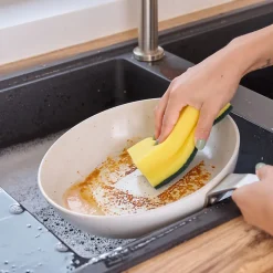 Lot 3 éponges à vaisselle à récurer L.13 x l.4.5 x ep.9 cm