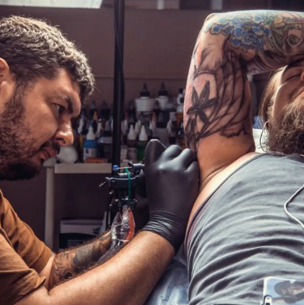 Lot de 2 boites de 100 gants en nitrile jetables - non poudrés - Taille M - Noir - Vivezen