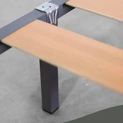 Lot de 4 pieds pour sommier en Métal sans roues couleur Noir - Hauteur 30 cm x 3 cm