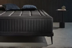 Matelas Mousse à memoire de forme Magnum Black - 180X200 cm - Moonia
