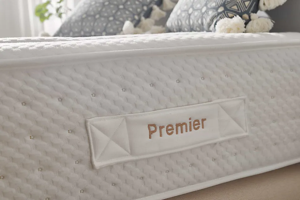 Matelas Royal Spring Premier en Latex HR 30, 140x200cm - Moonia