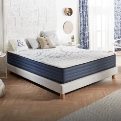 Matelas 140x200 mémoire de forme - Épaisseur 24 cm - Blue Latex - 7 zones - Hypoallergénique - Mi-Ferme - Durable - Perfect Dream