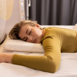 Oreiller extra plat pour personnes qui dorment sur le ventre s et taie en satin extra 50x30x5,5