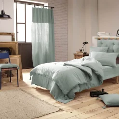 OUREA - Couvre-pied 150x150cm Capitonné Gaze de Coton Eucalyptus