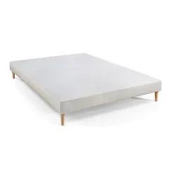 Pack sommier tapissier matelas Ressorts ensachés et mémoire de forme avec couette et oreillers