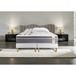 Pack sommier tapissier matelas Ressorts ensachés et mémoire de forme avec couette et oreillers