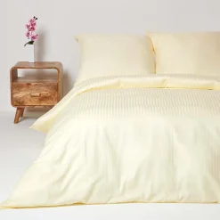 Parure de lit satin rayé en coton égyptien 330 fils jaune pâle, 155x220cm - HOMESCAPES