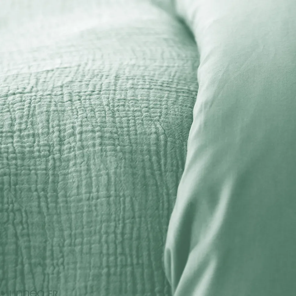 Parure de lit 260x240 cm double gaze de coton GAZGAZ vert amande 3 pièces
