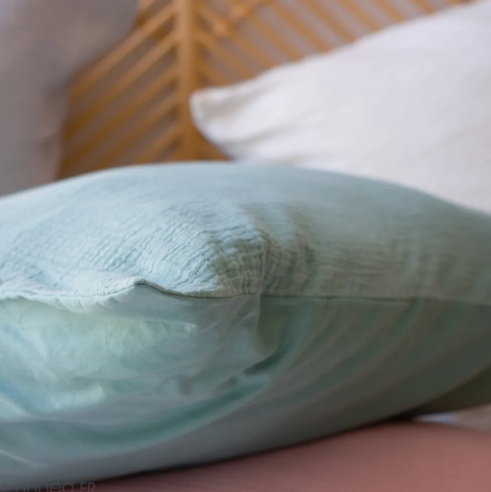 Parure de lit 240x220 cm double gaze de coton GAZGAZ vert amande 3 pièces