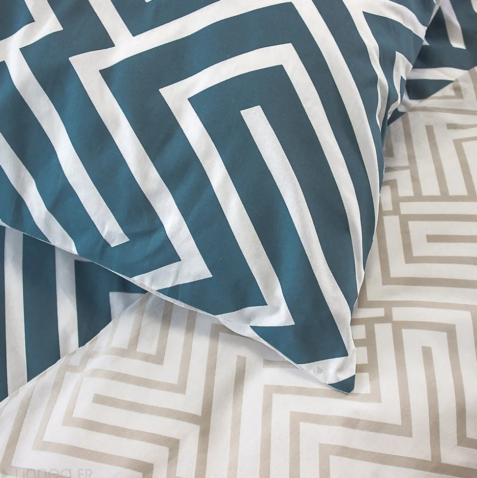 Parure de lit 240x220 cm pur coton PHOSY motif géométrique bleu 3 pièces