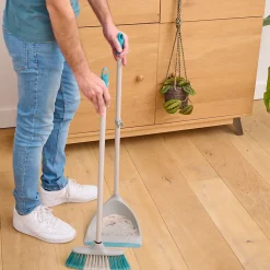 Pelle et balayette à pied poils doux GoodHome gris L.78 x l.26 cm