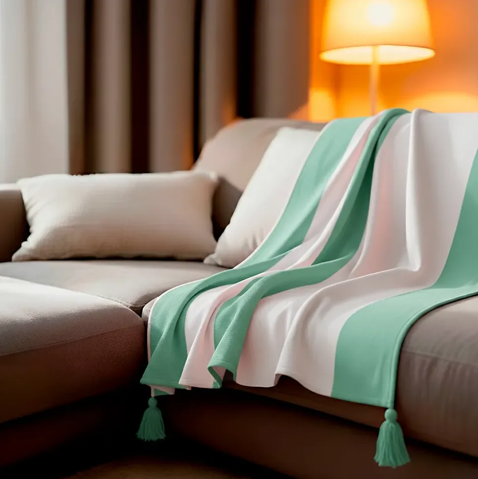 Plaid coton vert et blanc avec pompons 180x220cm SLAVIA - SACASA