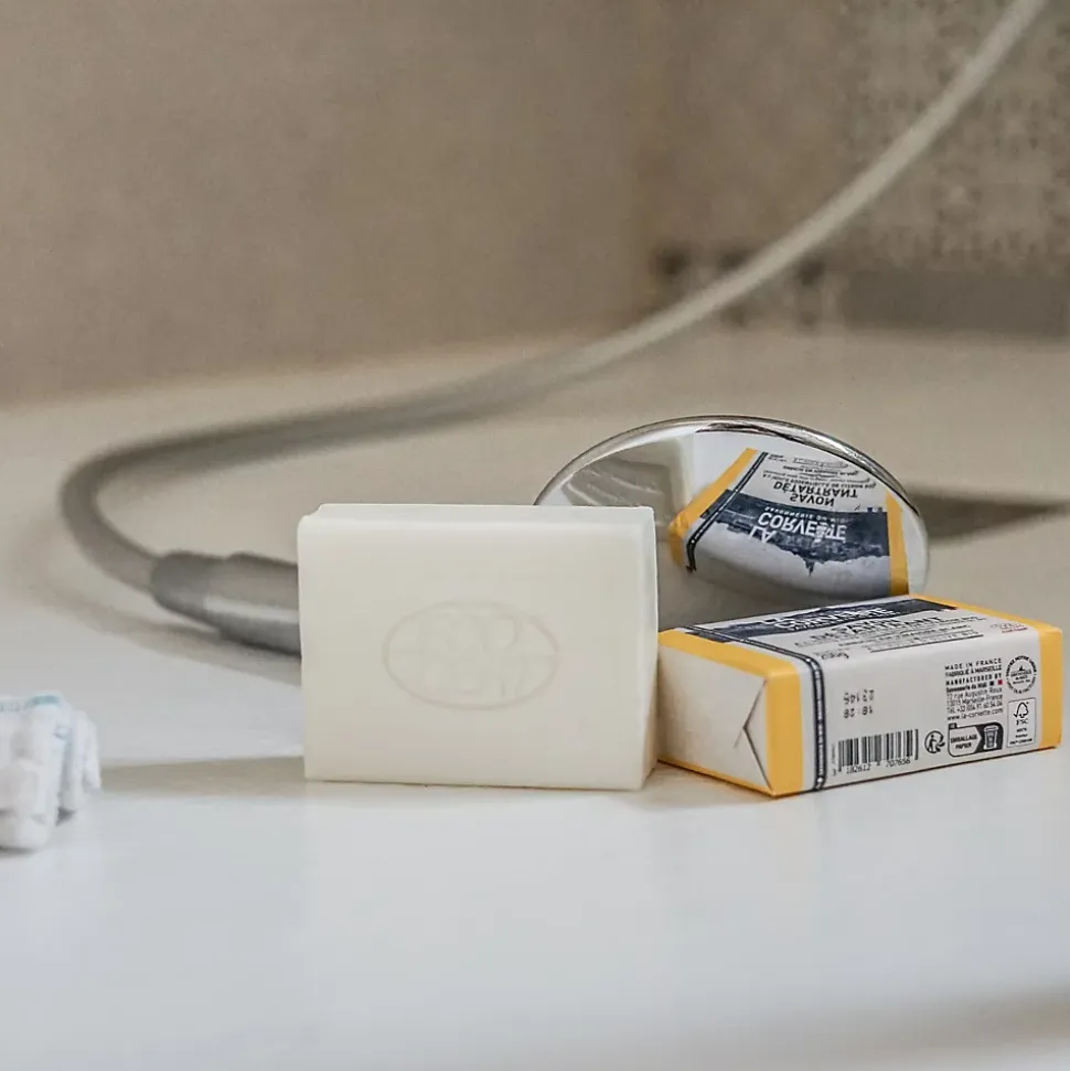 Savon solide ECOCERT détartrant parfumé à l'huile essentielle de citron bio La Corvette 200g