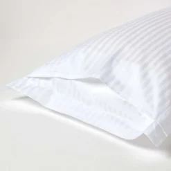 Taie d'oreiller à volants blanc satin rayé en coton égyptien 330 fils, 50x75 cm - HOMESCAPES