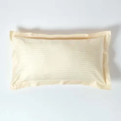 Taie d'oreiller à  volants jaune pastel satin rayé en coton égyptien 330 fils, 50x90 cm - HOMESCAPES