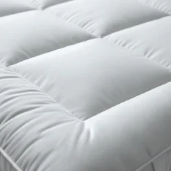 The White Stone Surmatelas 180x200 cm en ouate de 500 g