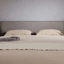 Tête de lit KLAO 160 sur pieds, en tissu - Gris